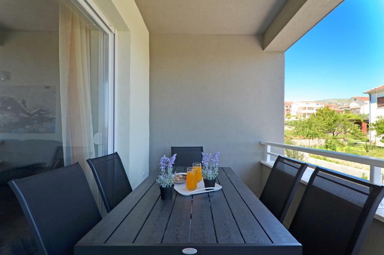 Sunshine Apartment Trogir Exterior photo